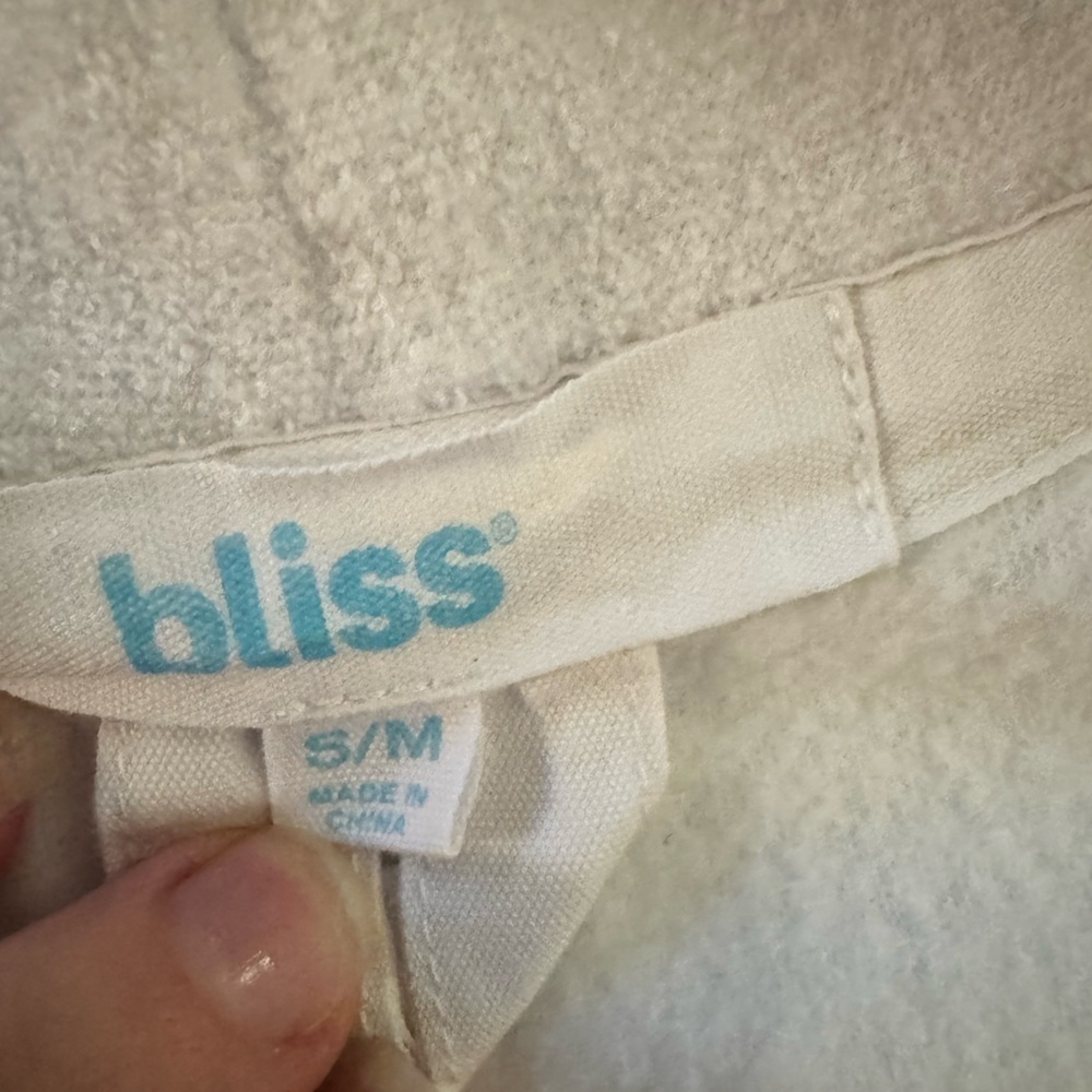 Bliss Cozy Cream Robe - Picture 6 of 7